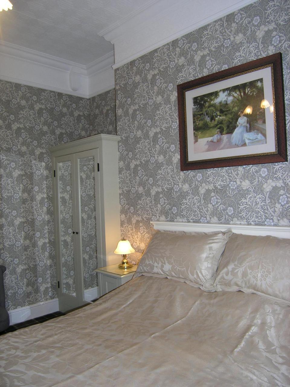 Christleton House